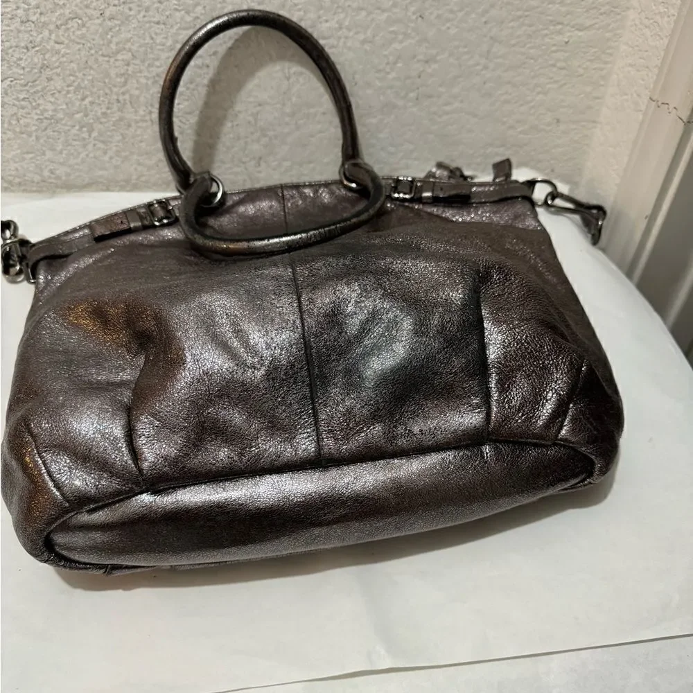 Coach 18815 Madison Pewter Metallic Leather  Hobo Bag  zipper closure - Picture 7 of 12
